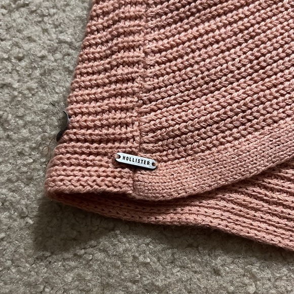 Hollister reversible sweater - Picture 3 of 5